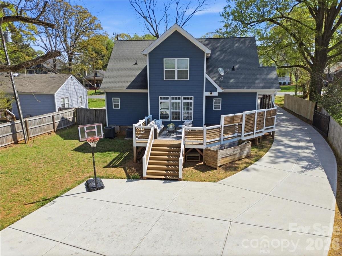 2711 Clemson Avenue Charlotte NC 28205