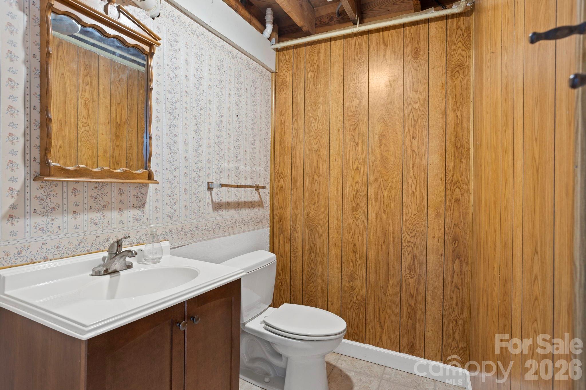 1223 Oakland Street Hendersonville NC 28792