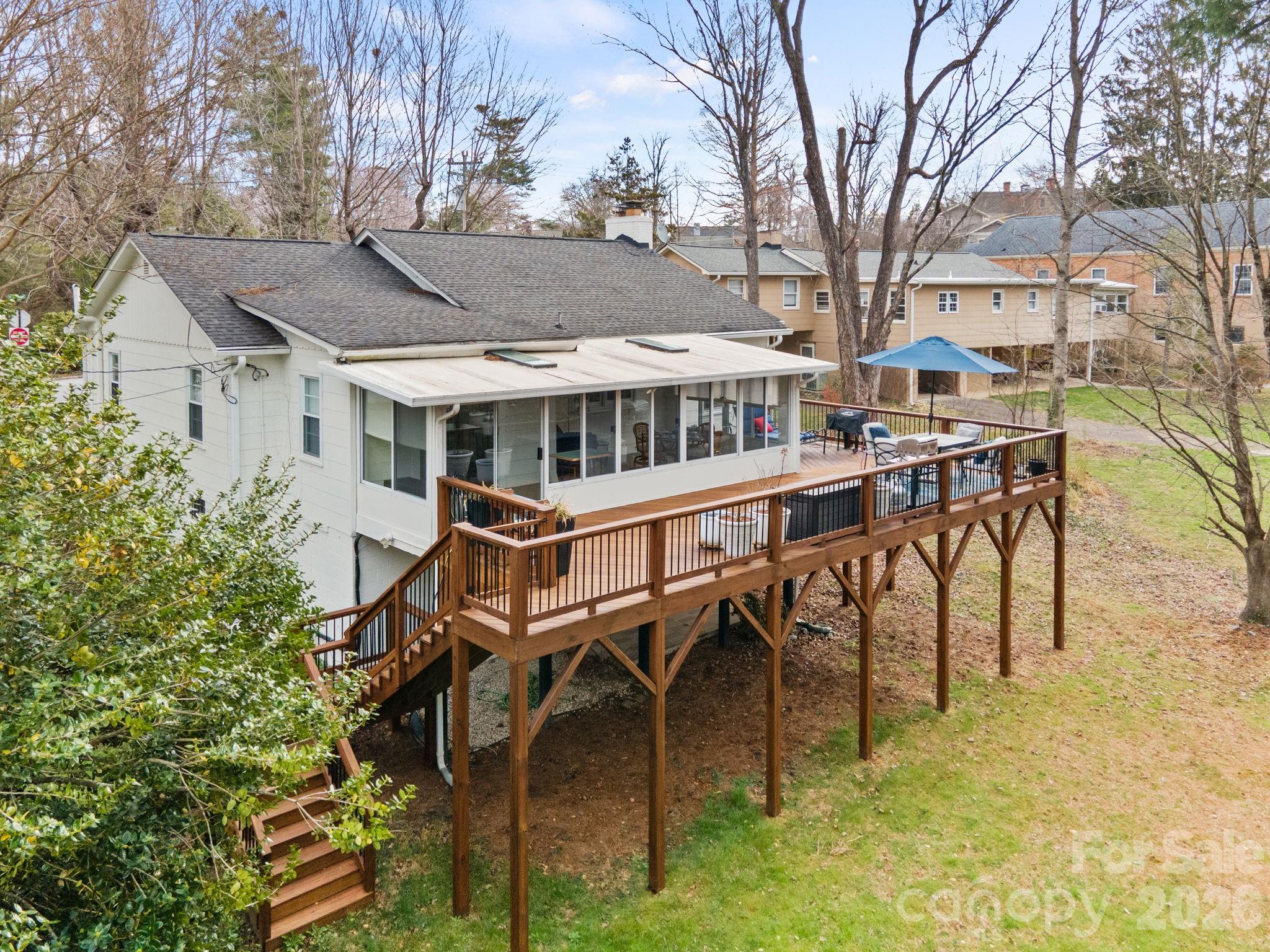 1223 Oakland Street Hendersonville NC 28792