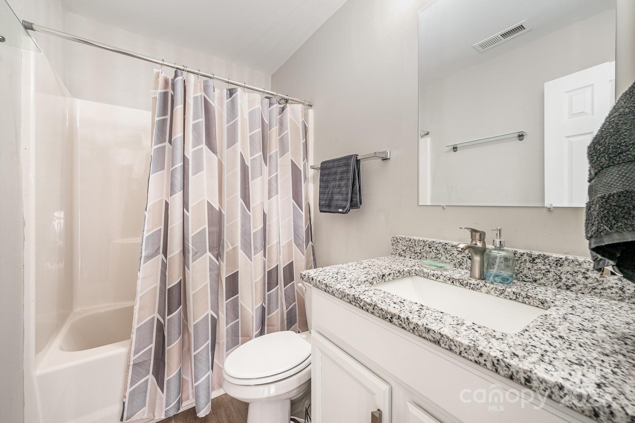 1607 Swan Drive Charlotte NC 28216