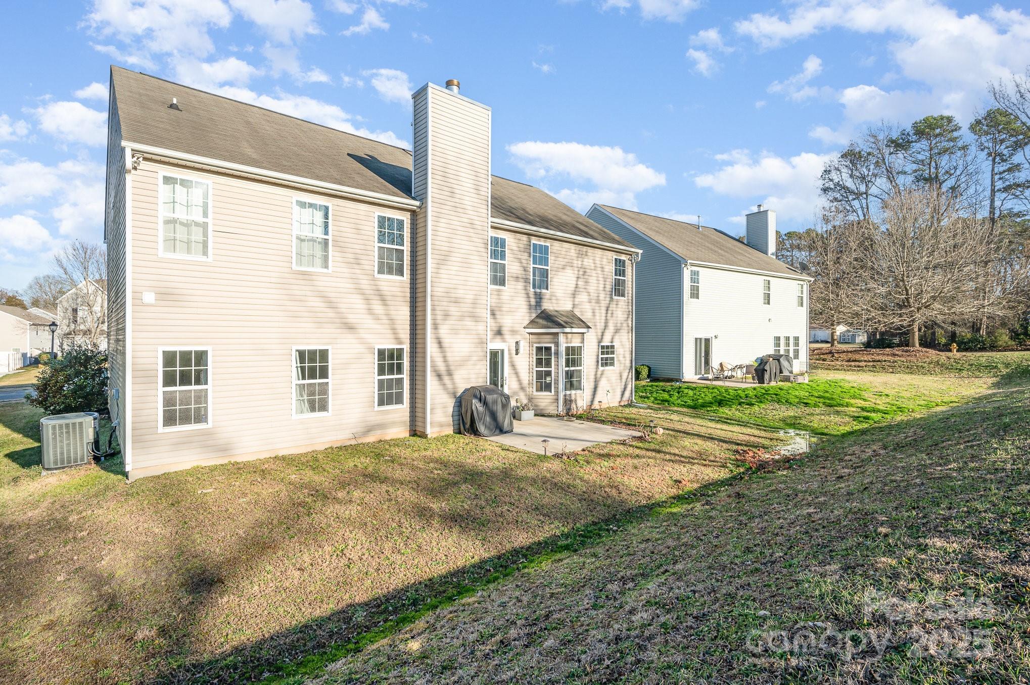 1607 Swan Drive Charlotte NC 28216