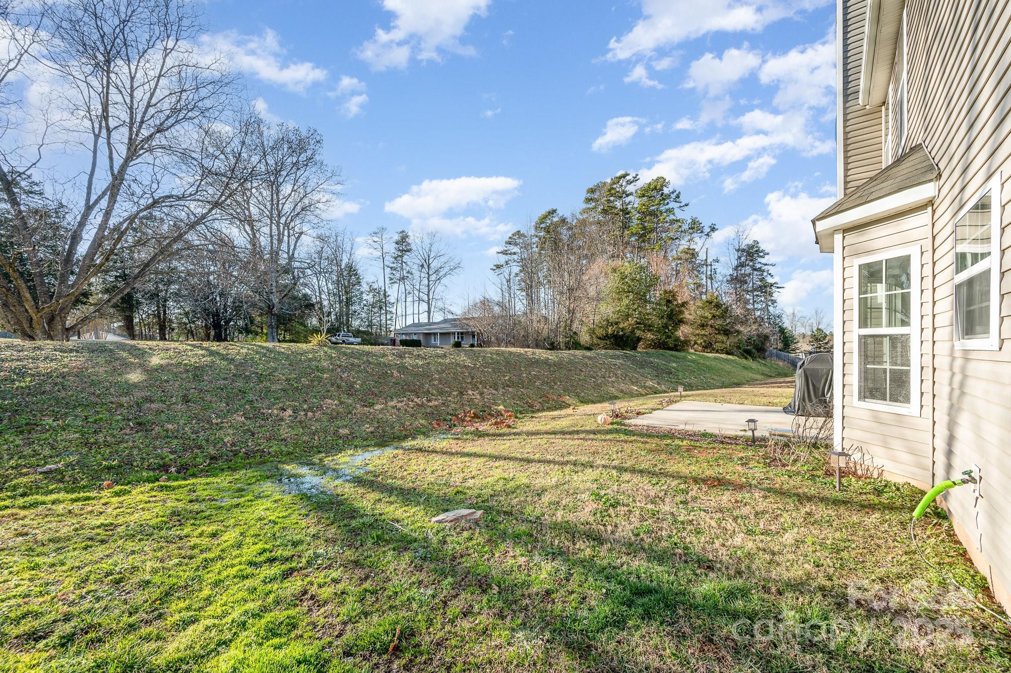 1607 Swan Drive Charlotte NC 28216