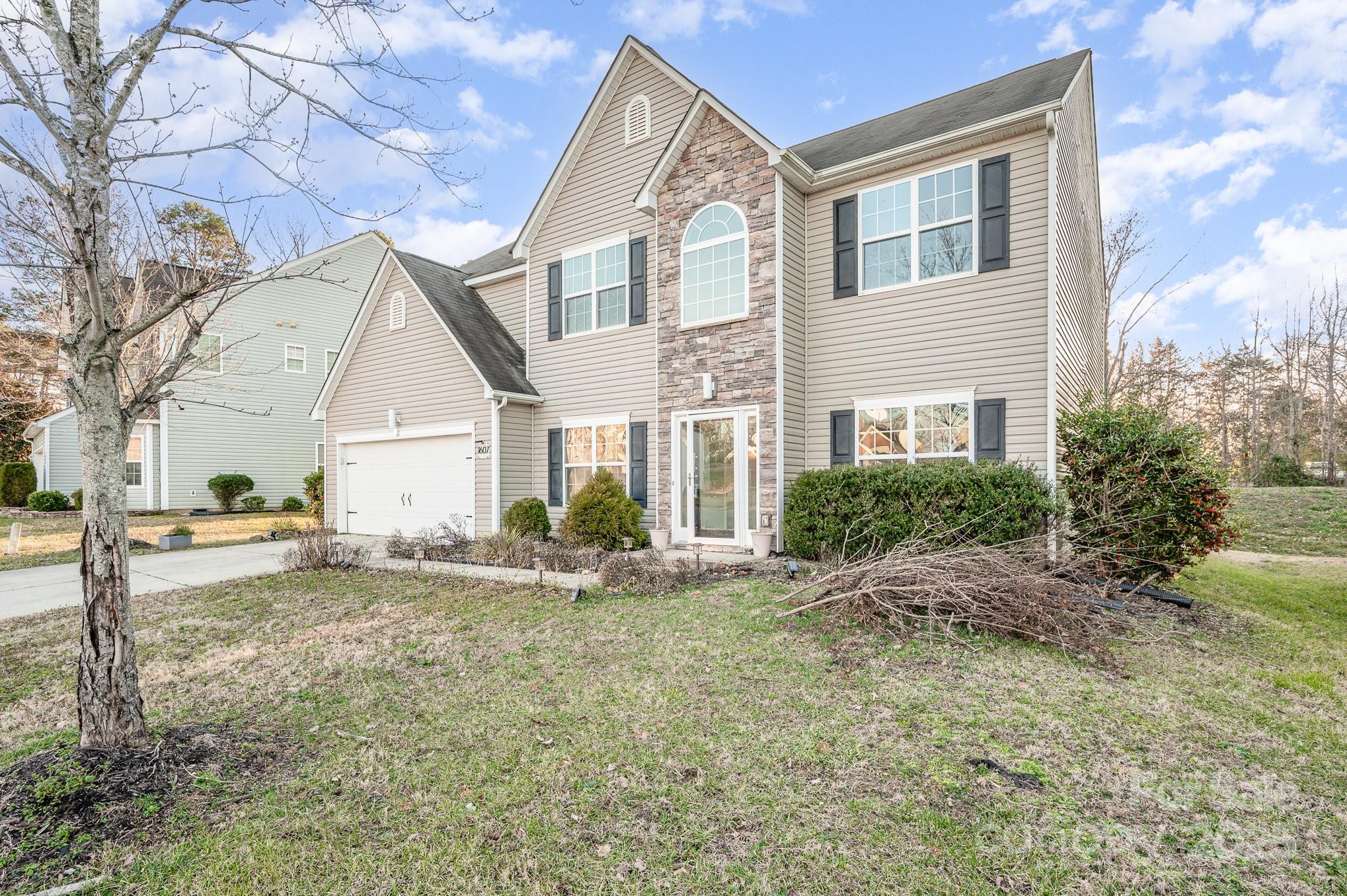 1607 Swan Drive Charlotte NC 28216