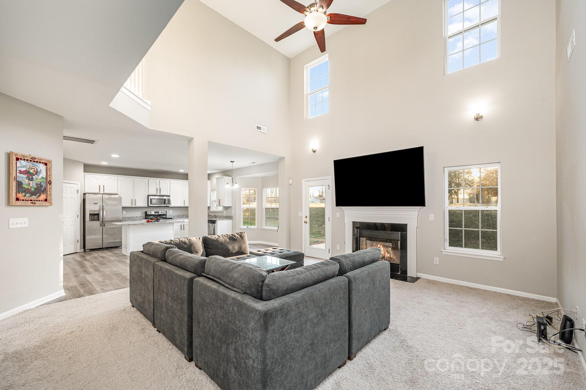1607 Swan Drive Charlotte NC 28216