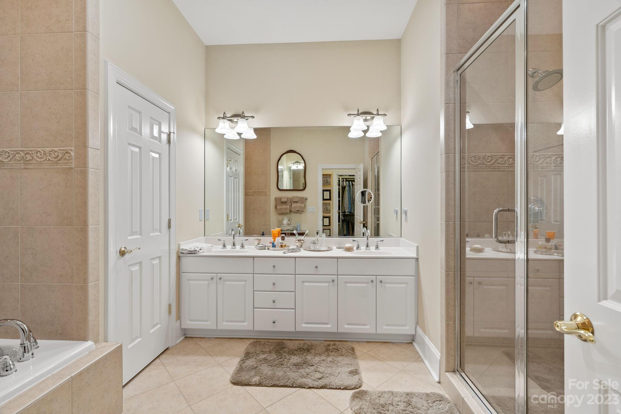6332 Wakehurst Road Charlotte NC 28226