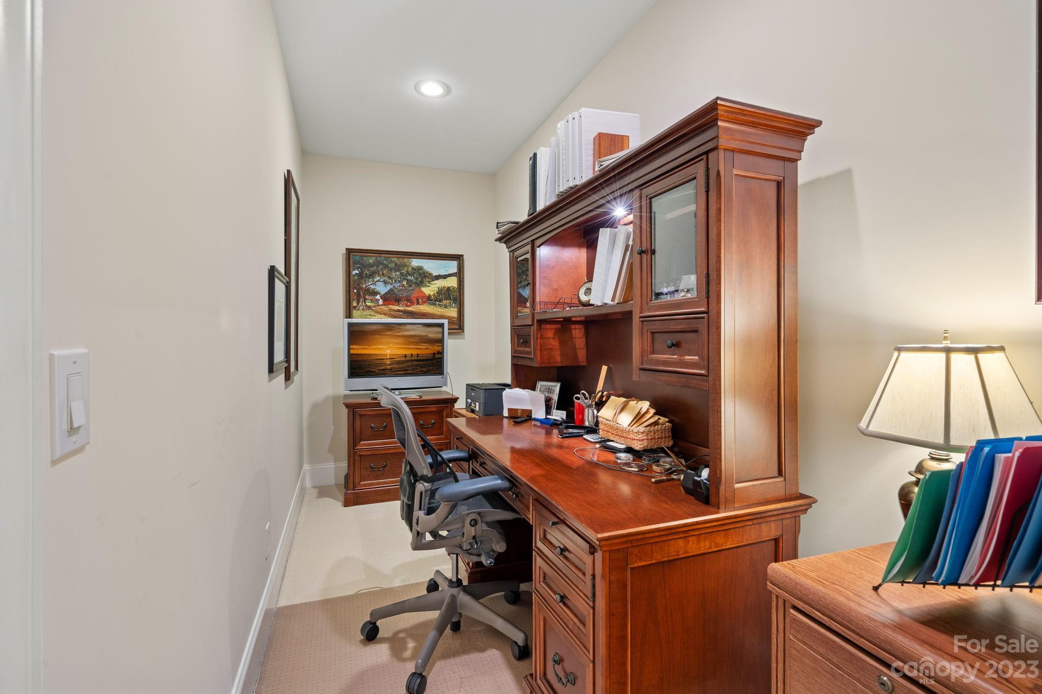 6332 Wakehurst Road Charlotte NC 28226