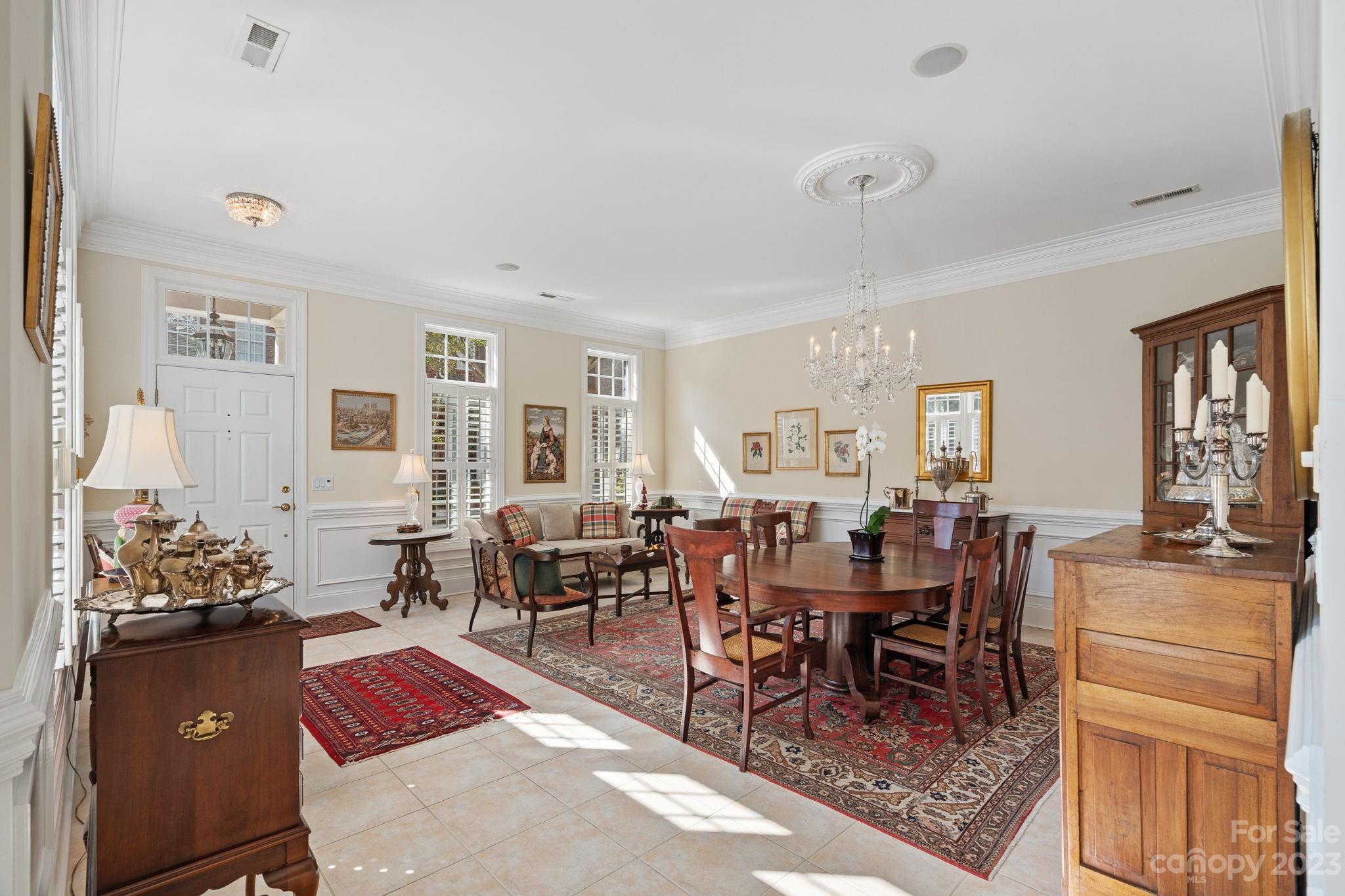 6332 Wakehurst Road Charlotte NC 28226