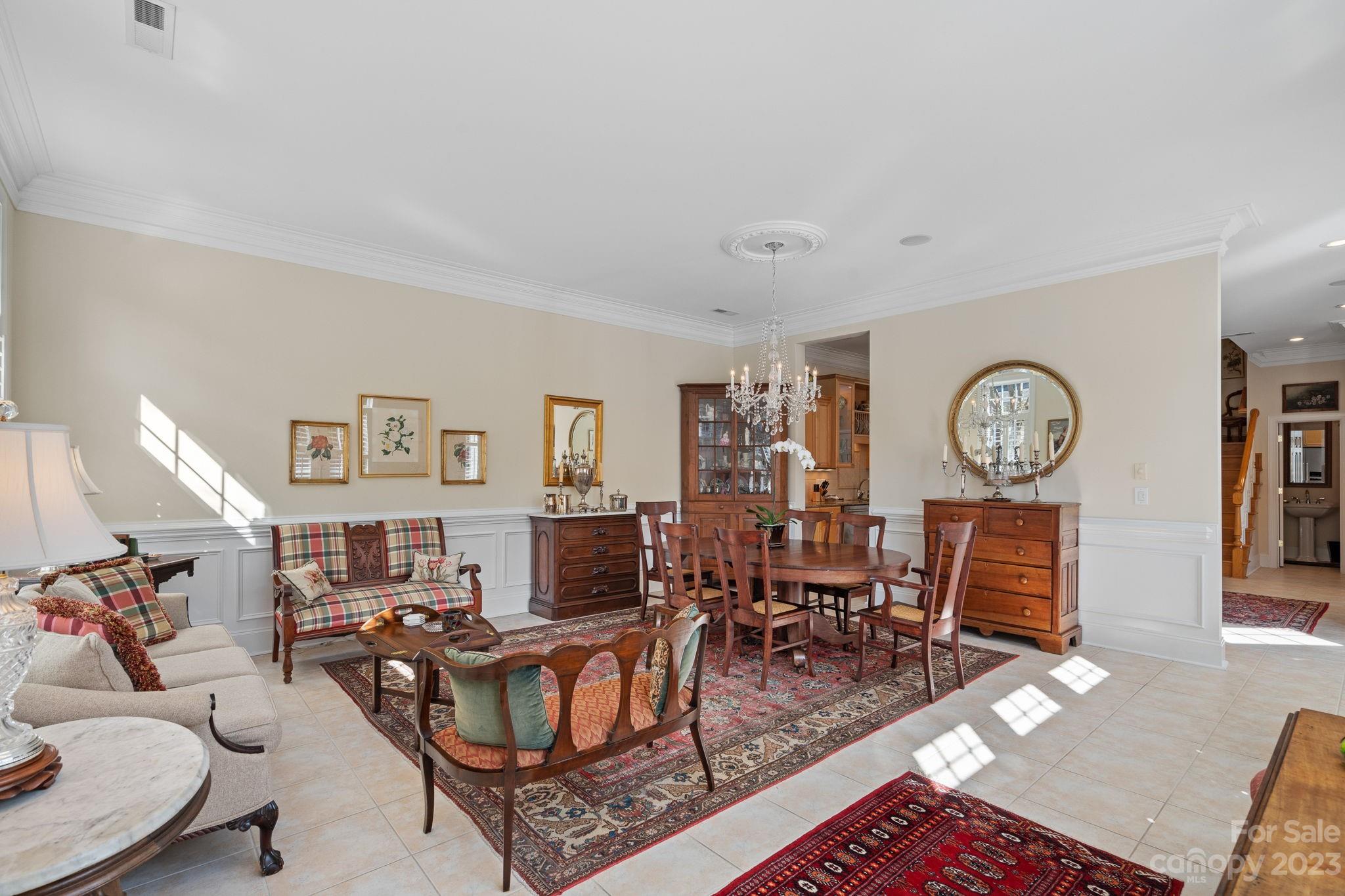 6332 Wakehurst Road Charlotte NC 28226