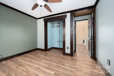 255 Dogwood Road Candler NC 28715