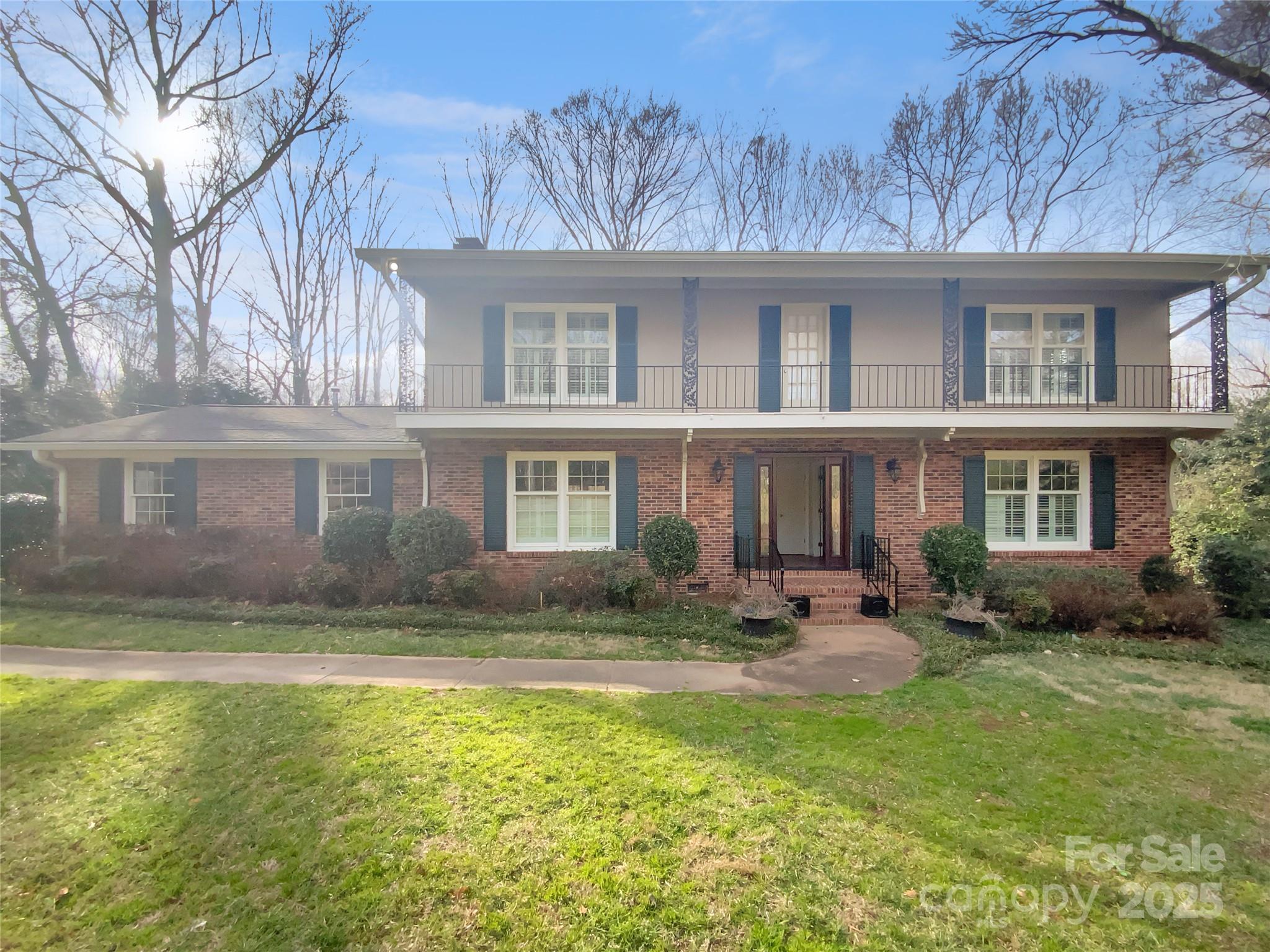6813 Linda Lake Drive Charlotte NC 28215