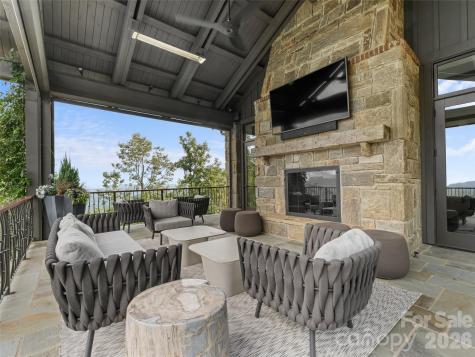 208 Skycliff Drive Asheville NC 28804