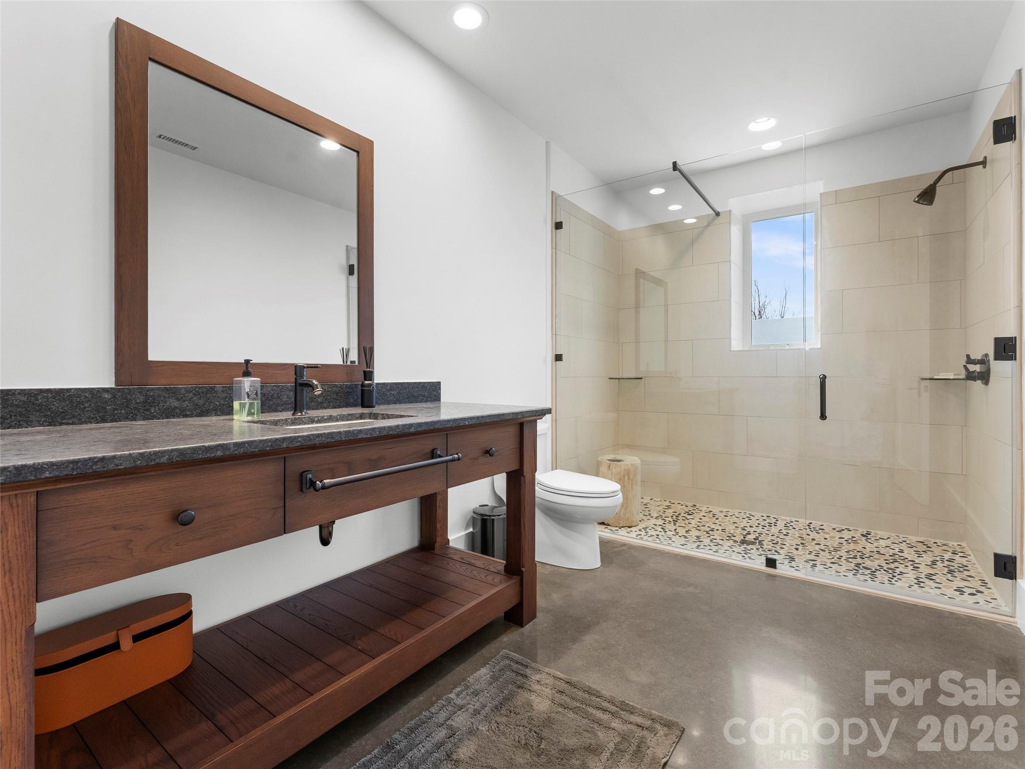 208 Skycliff Drive Asheville NC 28804