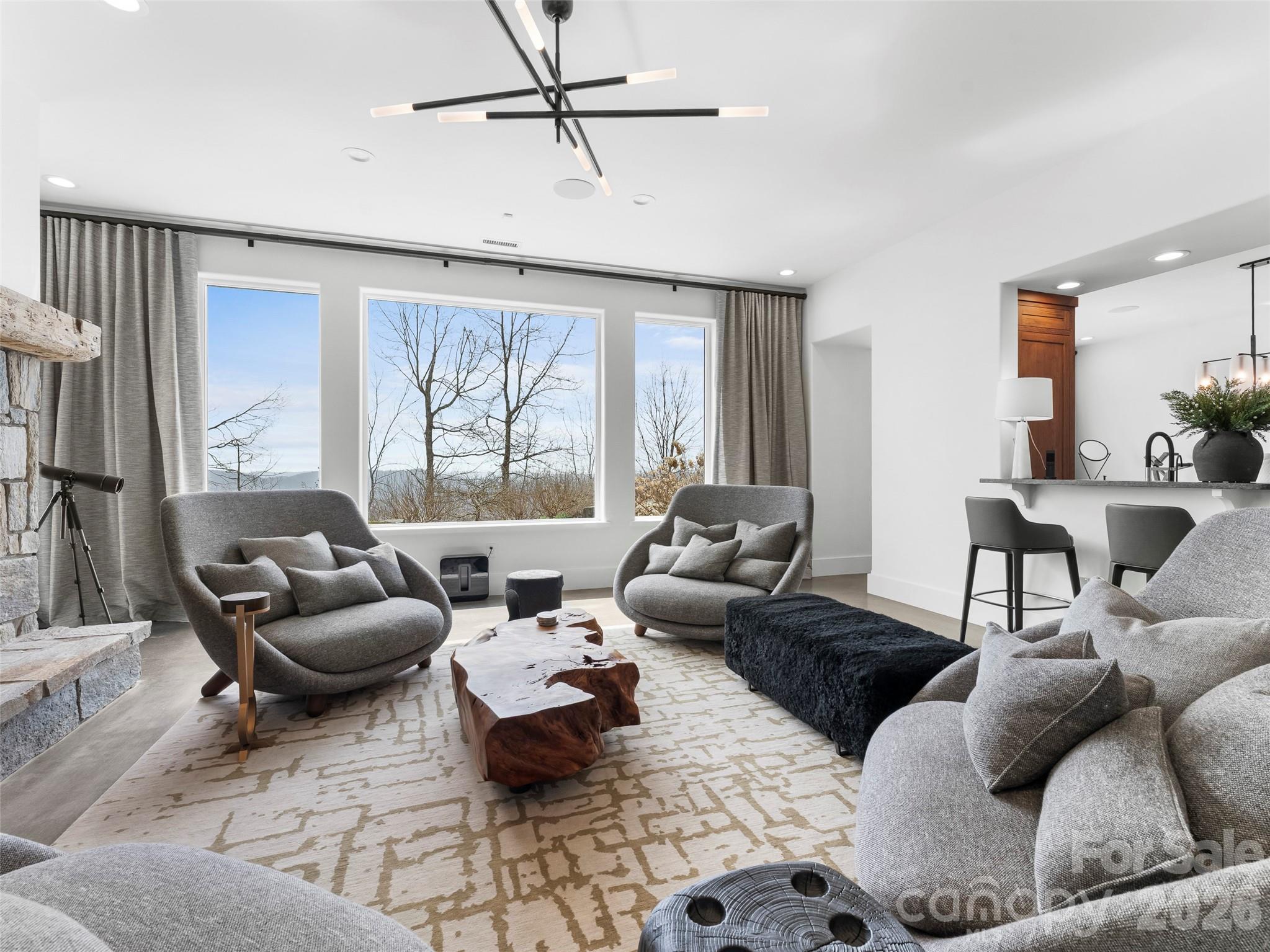 208 Skycliff Drive Asheville NC 28804