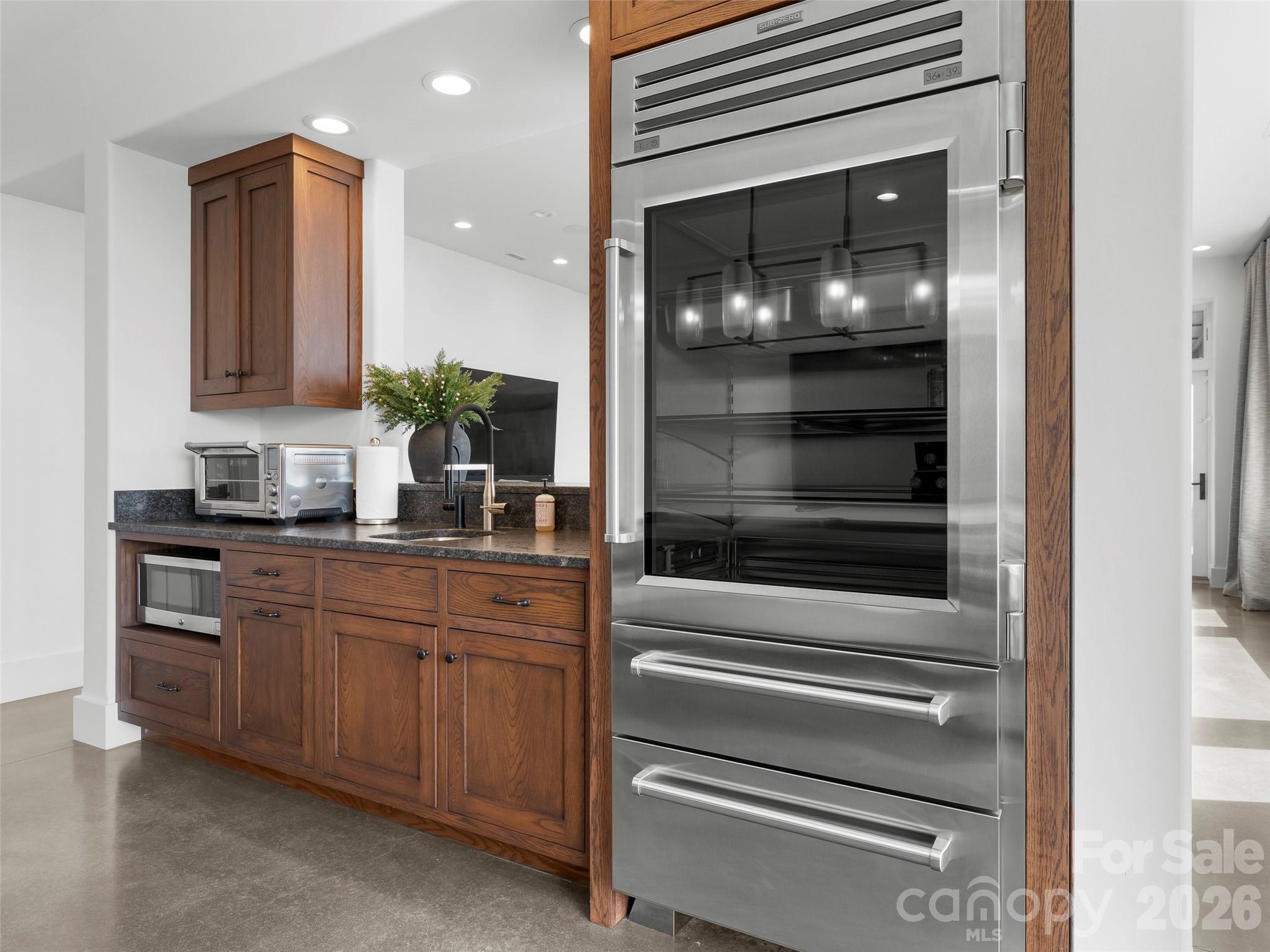 208 Skycliff Drive Asheville NC 28804