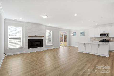 6027 Veld Court Charlotte NC 28215