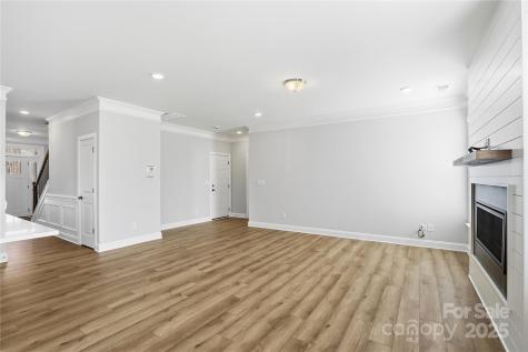 6027 Veld Court Charlotte NC 28215