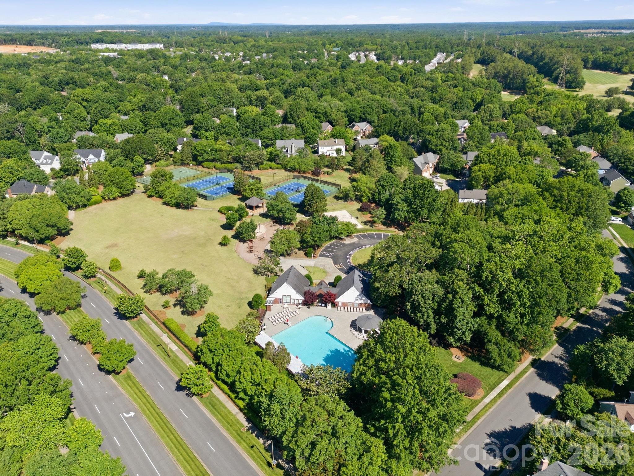 3308 Grandeur Road Charlotte NC 28269