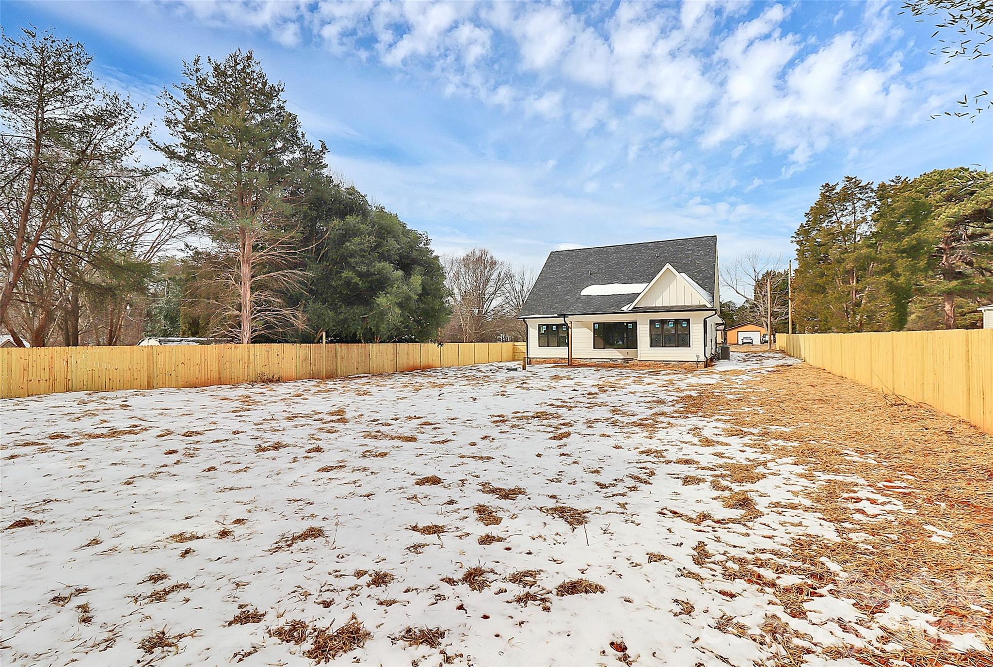 127 Hazelton Loop Mooresville NC 28117