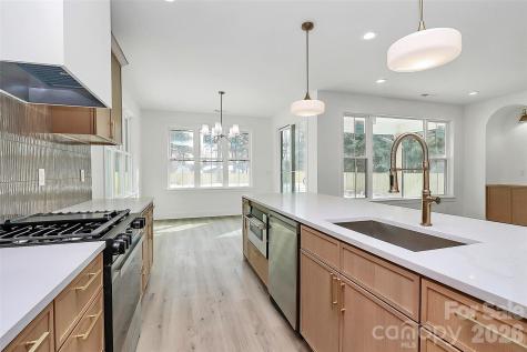 127 Hazelton Loop Mooresville NC 28117