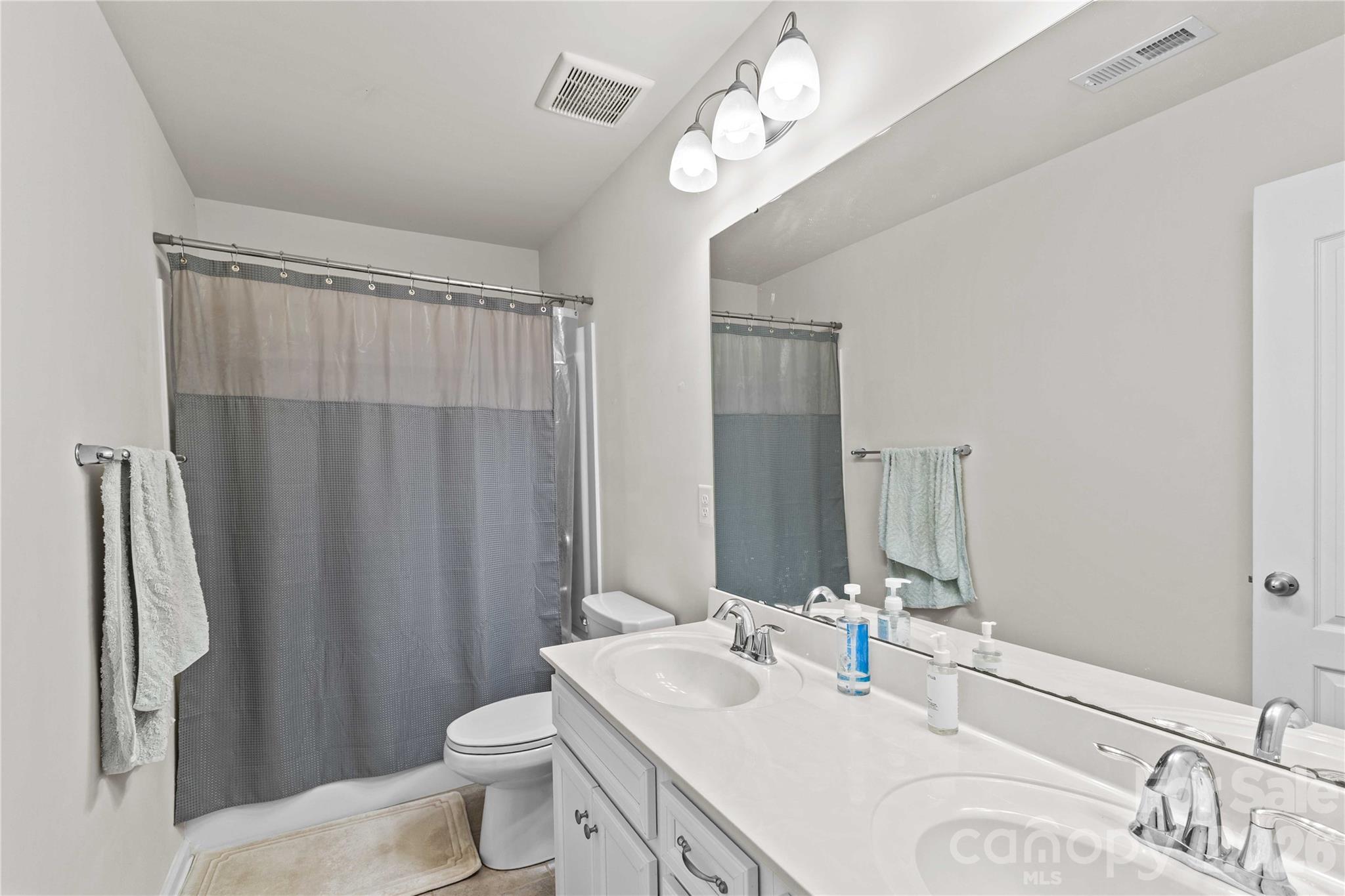 16016 Harbor Hill Drive Charlotte NC 28273