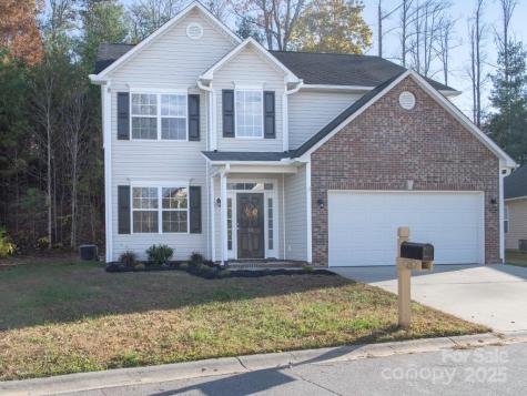 28 Stone River Drive Asheville NC 28804