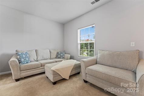 16615 Crimson Sargent Drive Charlotte NC 28213