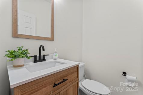 16615 Crimson Sargent Drive Charlotte NC 28213