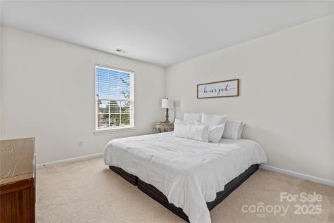 16615 Crimson Sargent Drive Charlotte NC 28213