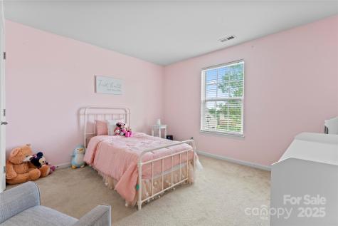 16615 Crimson Sargent Drive Charlotte NC 28213