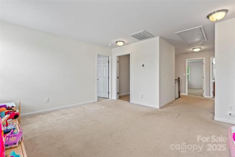 16615 Crimson Sargent Drive Charlotte NC 28213