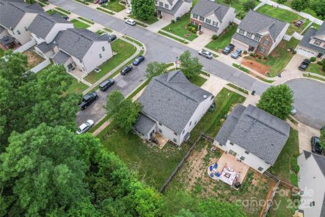 16615 Crimson Sargent Drive Charlotte NC 28213