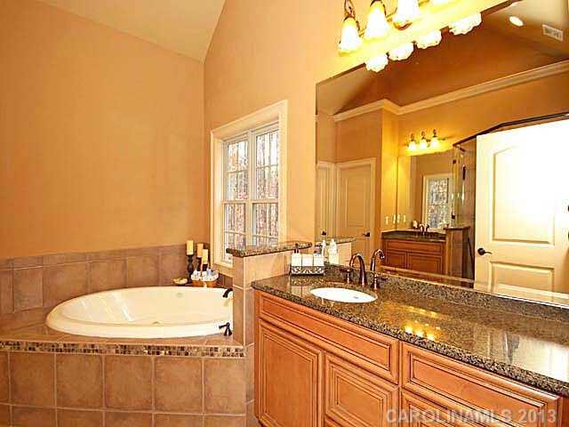 122 Frostcliff Lane Mooresville NC 28117