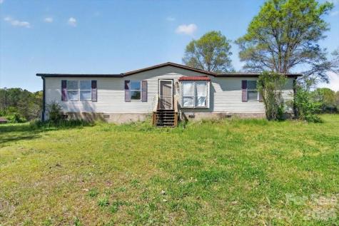 2976 / 2980 Propst Road Clover SC 29710