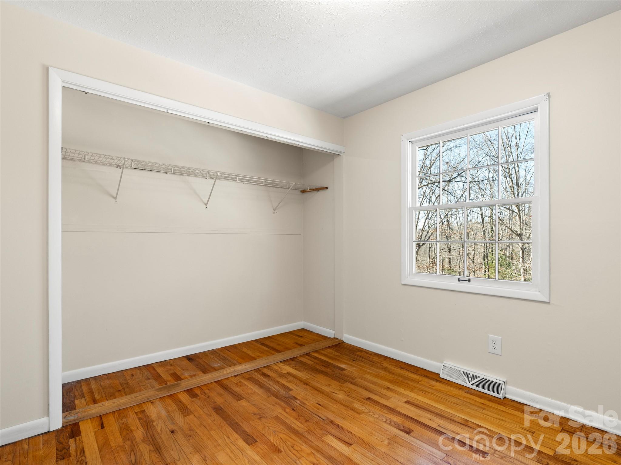 76 Maple Springs Road Asheville NC 28805