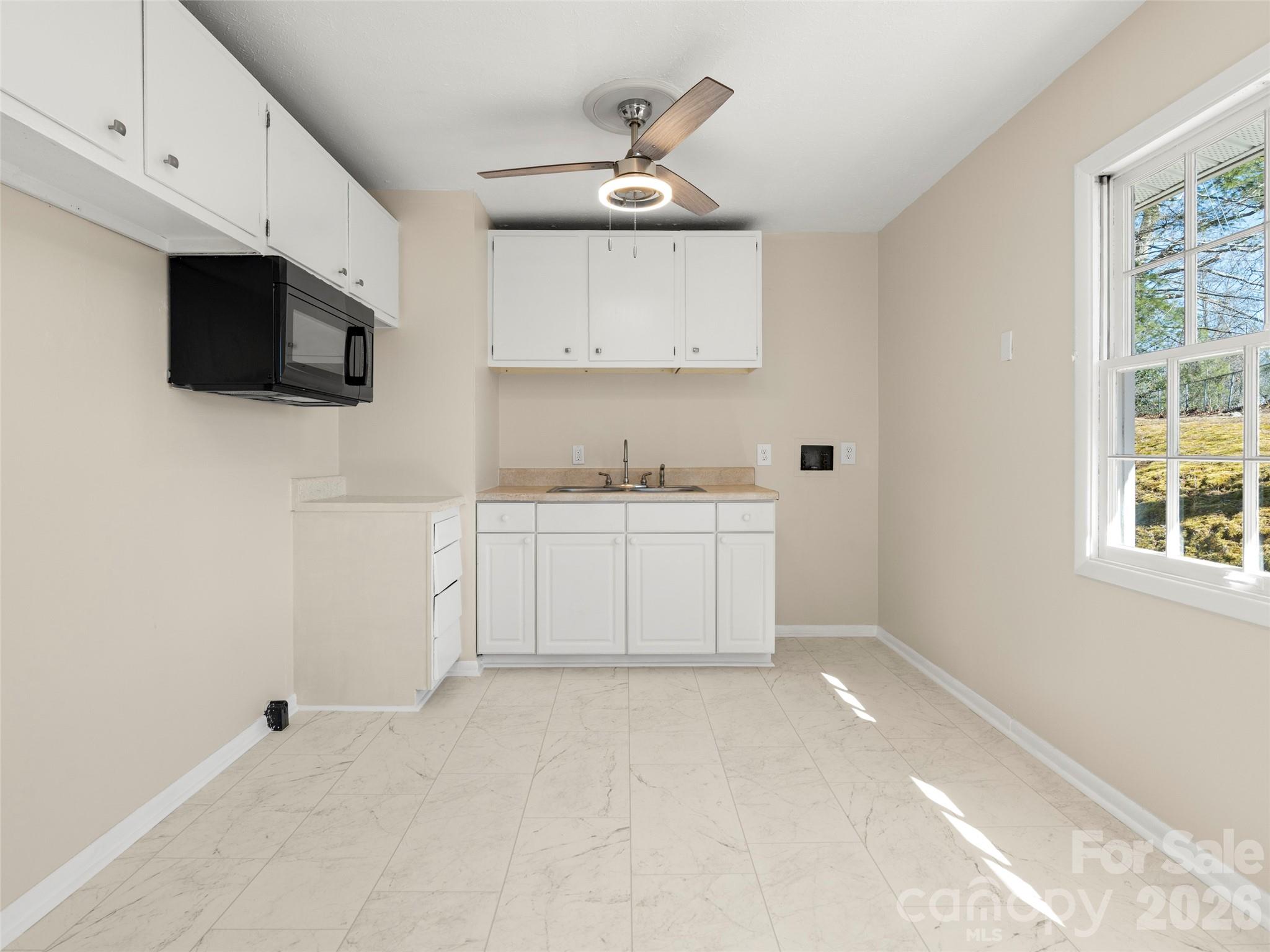 76 Maple Springs Road Asheville NC 28805