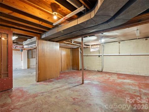 76 Maple Springs Road Asheville NC 28805