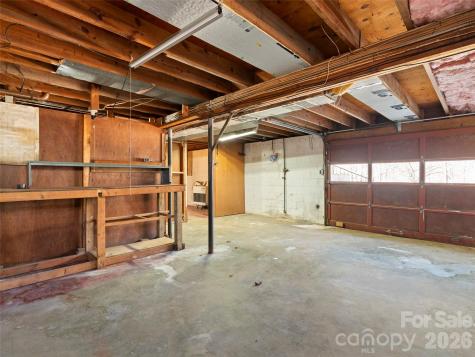 76 Maple Springs Road Asheville NC 28805