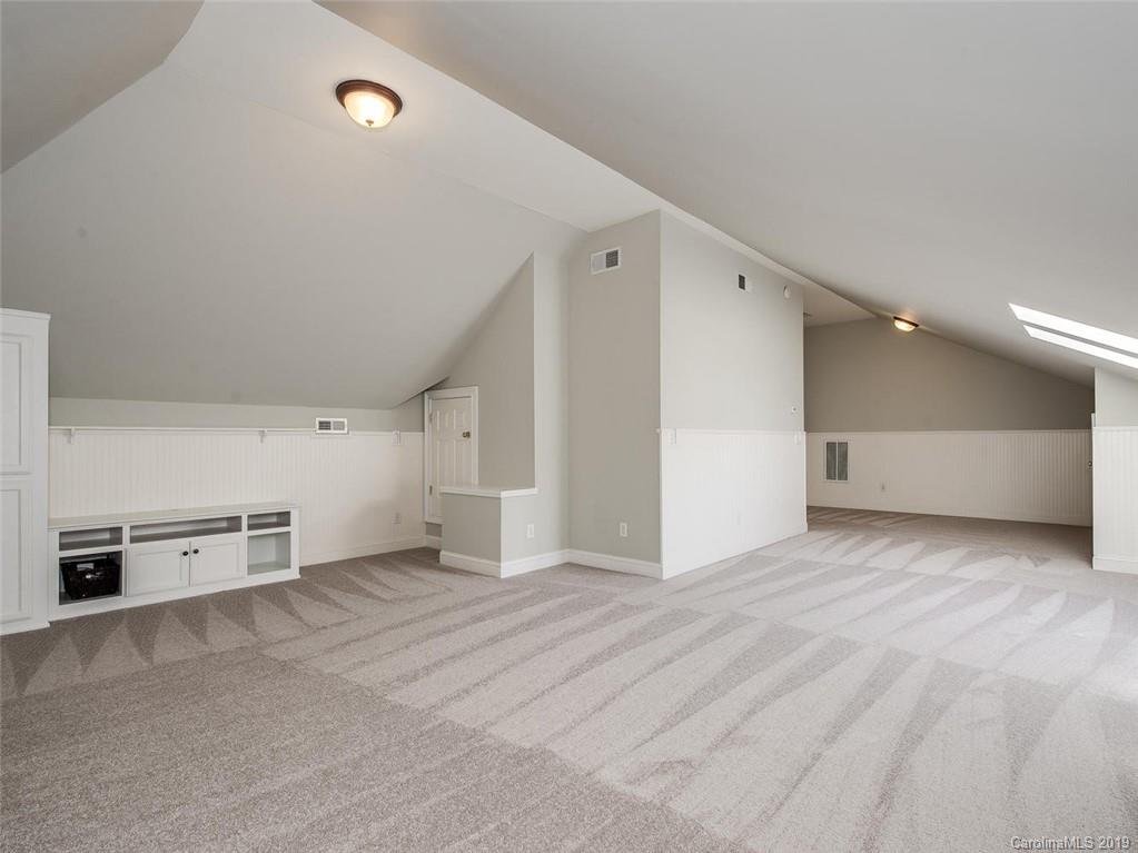 8622 Briar Oak Court Charlotte NC 28226