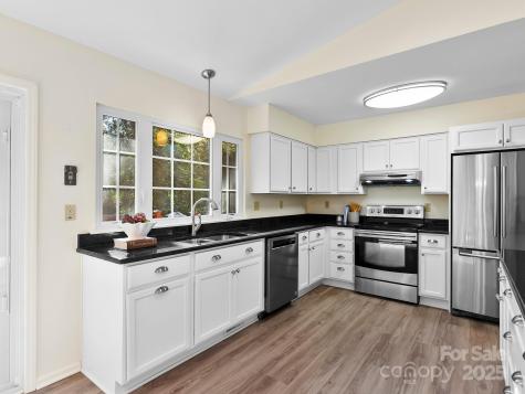 6 Turnberry Place Arden NC 28704