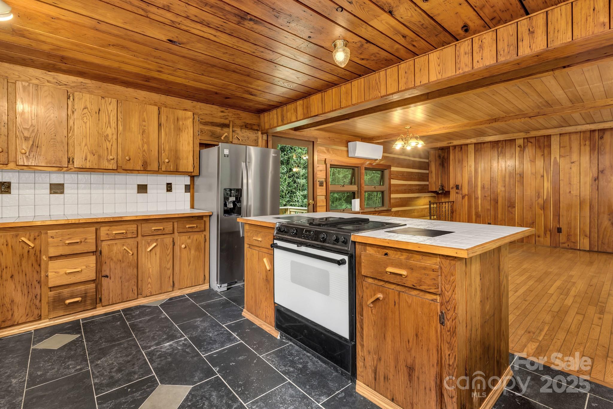200 Dry Branch Road Marshall NC 28753