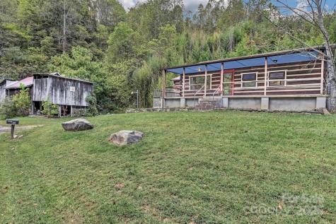 200 Dry Branch Road Marshall NC 28753