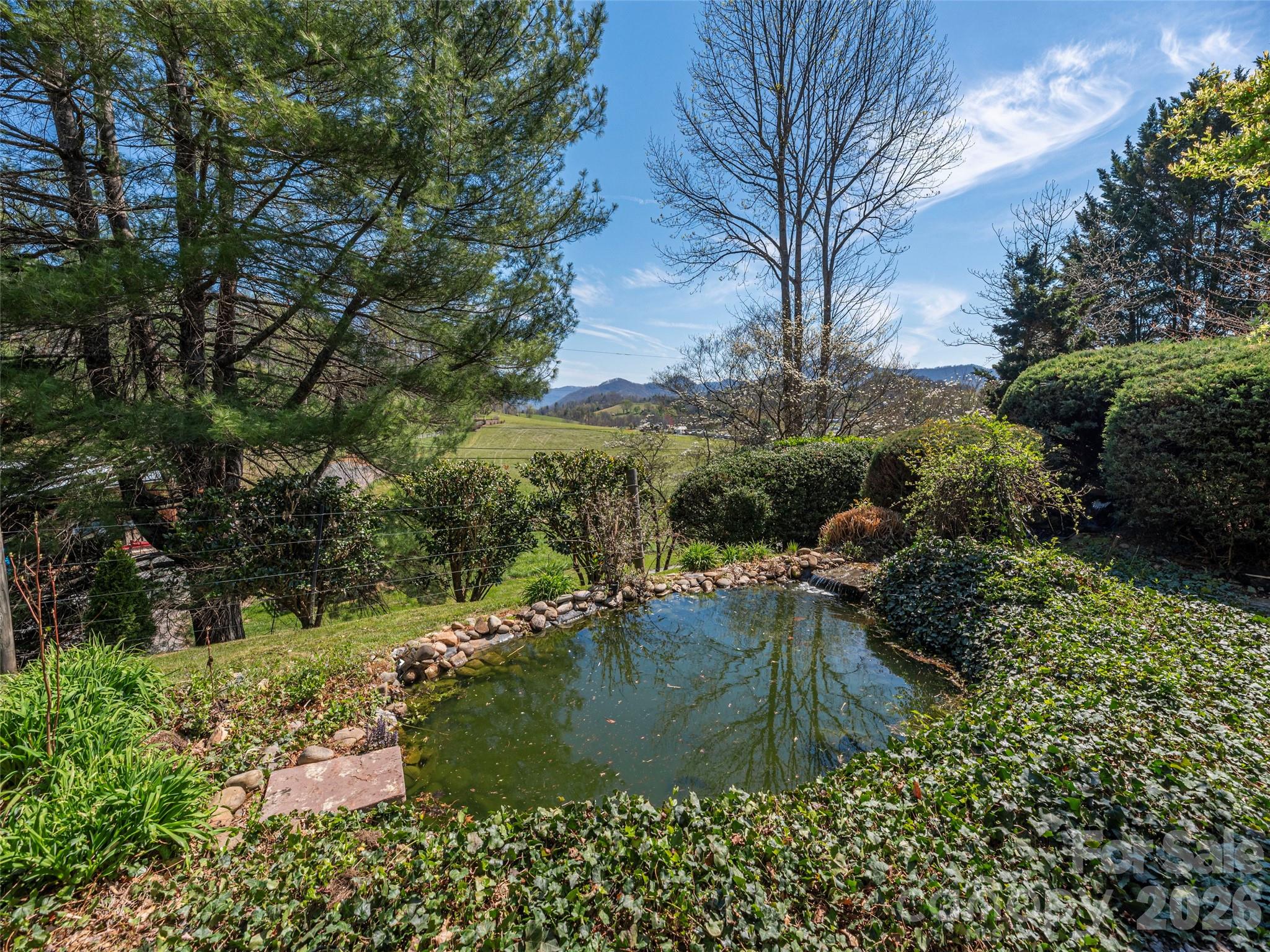 55 Round Top Road Waynesville NC 28785