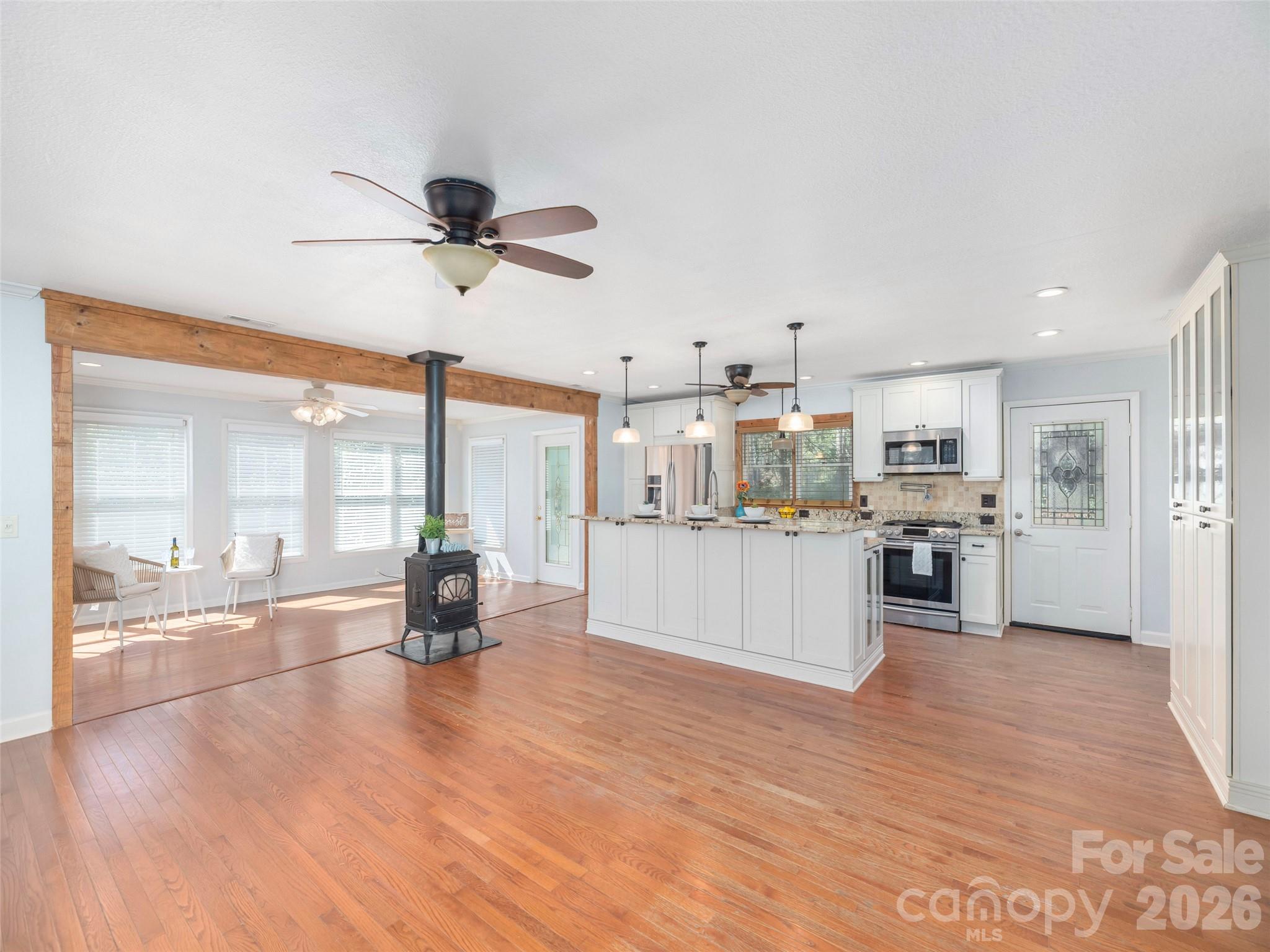 55 Round Top Road Waynesville NC 28785