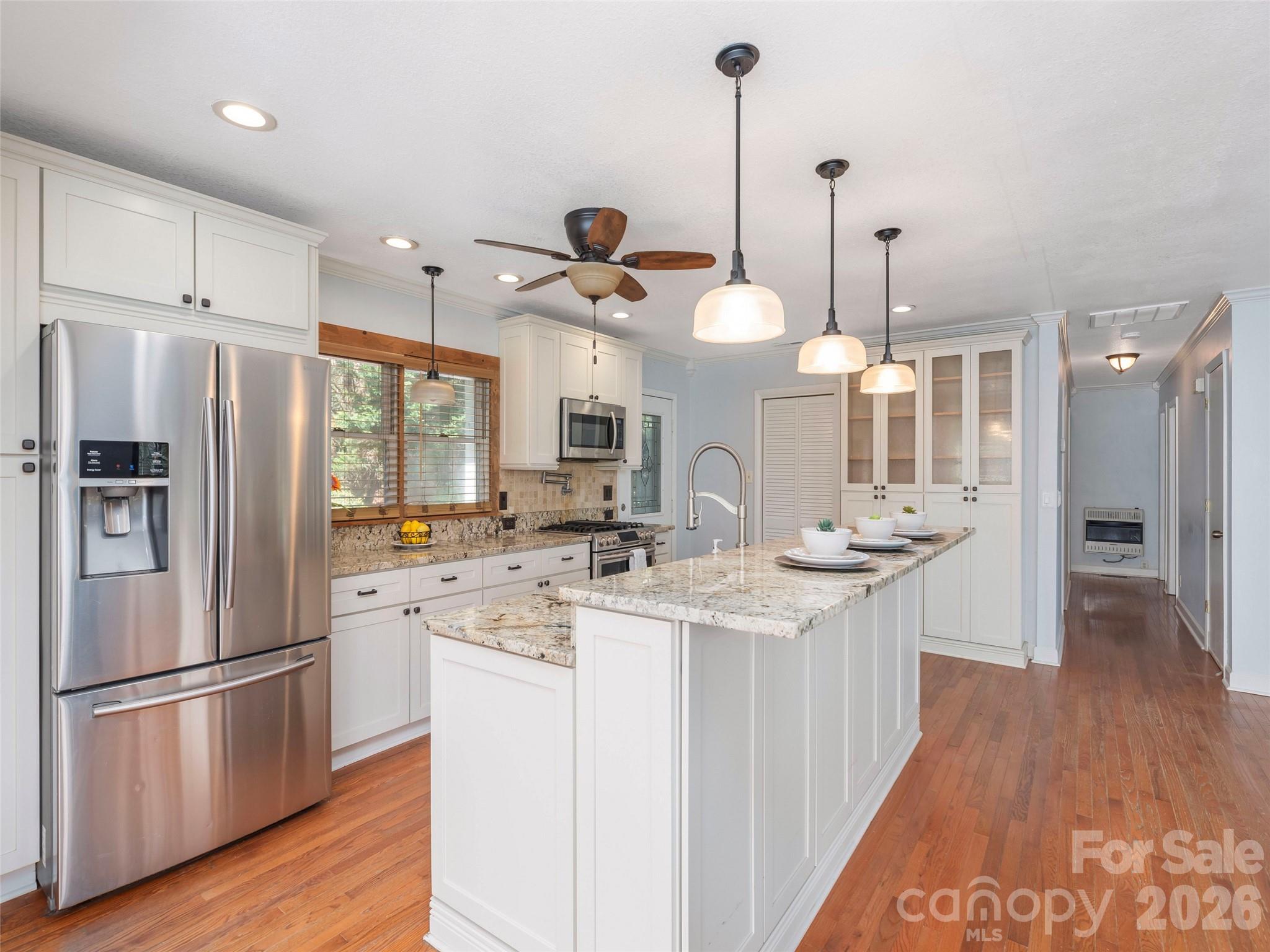 55 Round Top Road Waynesville NC 28785