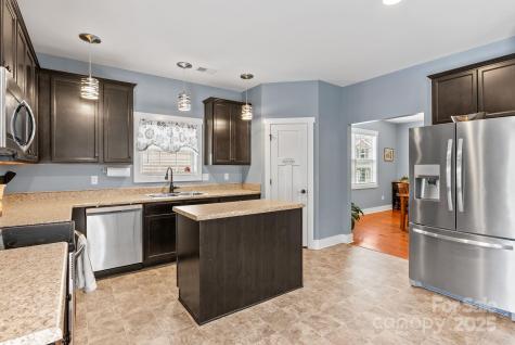 21 Henbit Way Arden NC 28704