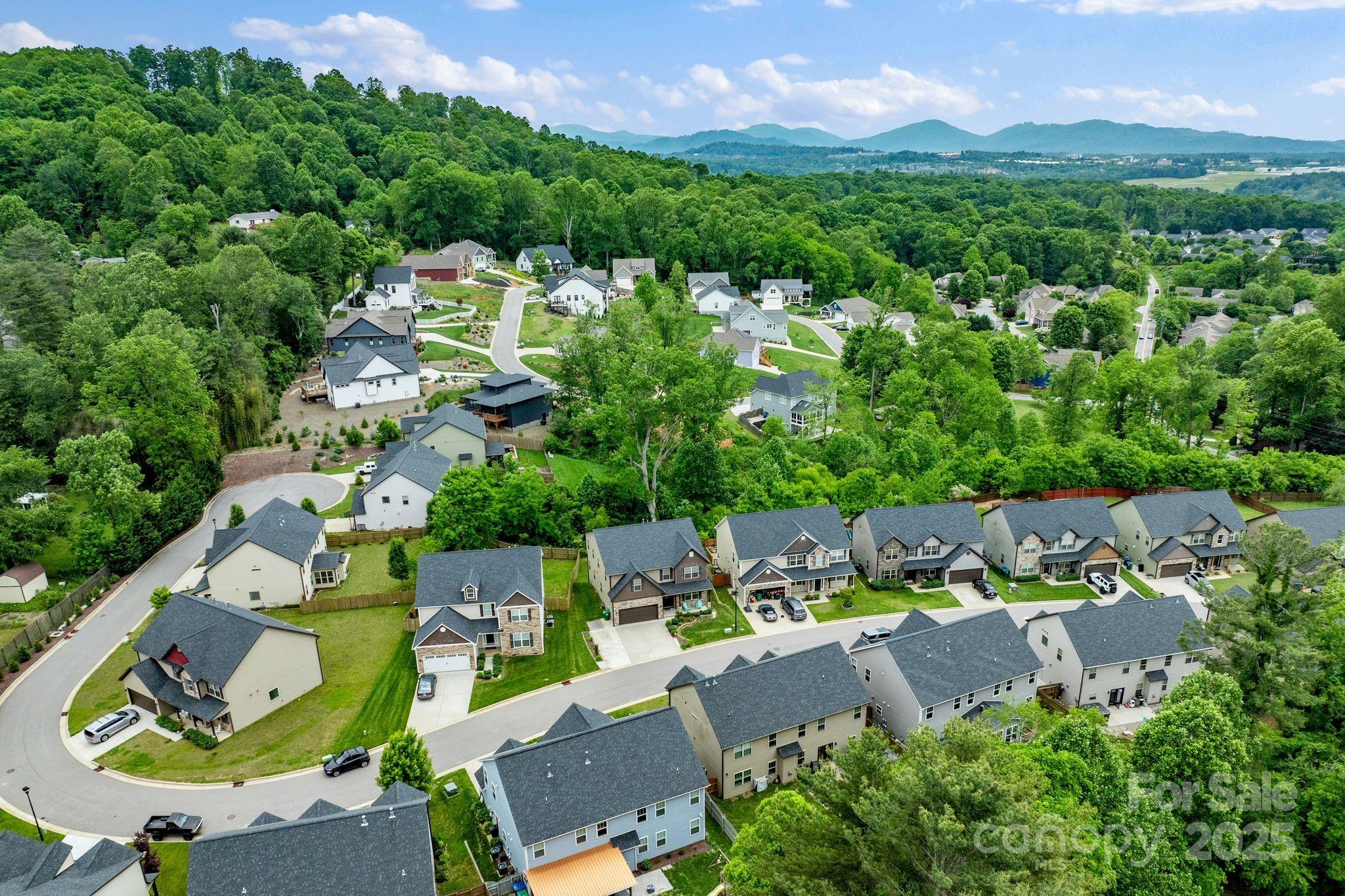 21 Henbit Way Arden NC 28704