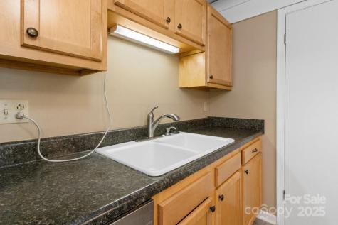 65 Knoll Ridge Drive Asheville NC 28804