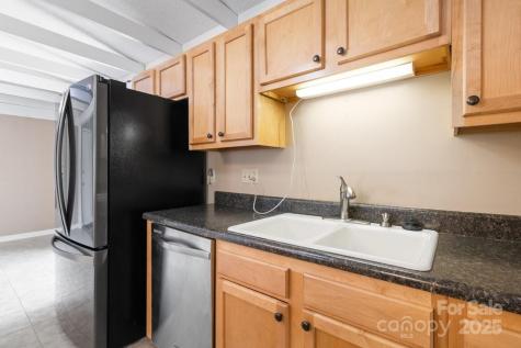 65 Knoll Ridge Drive Asheville NC 28804