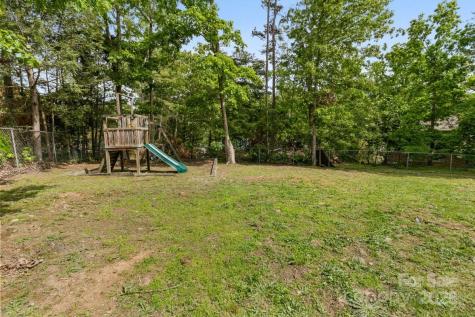 65 Knoll Ridge Drive Asheville NC 28804