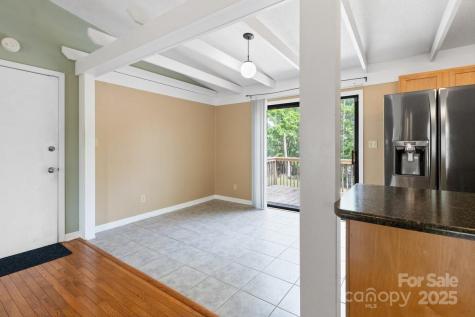 65 Knoll Ridge Drive Asheville NC 28804